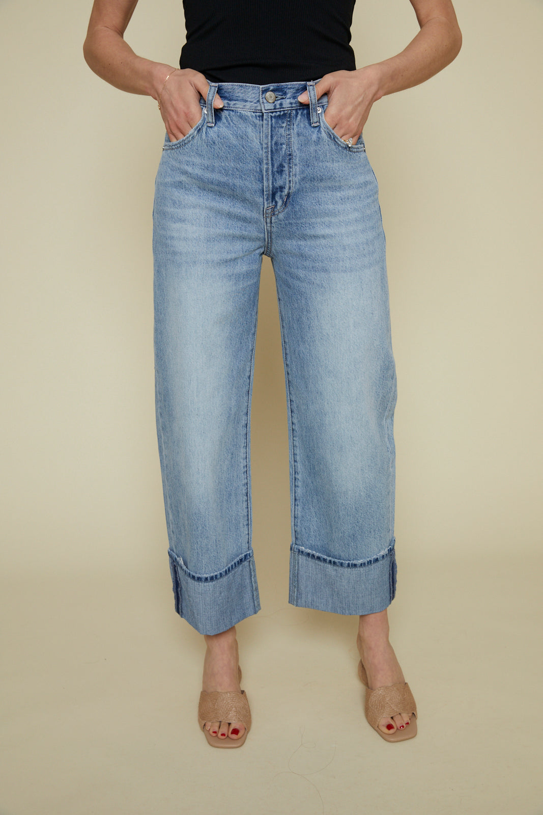 Carson Cuffed Straight Leg Jeans Essex – 14