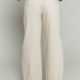 Agatha Bowed Leg Show Off Jean