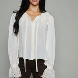 Tilly Scalloped Lace Collared Blouse
