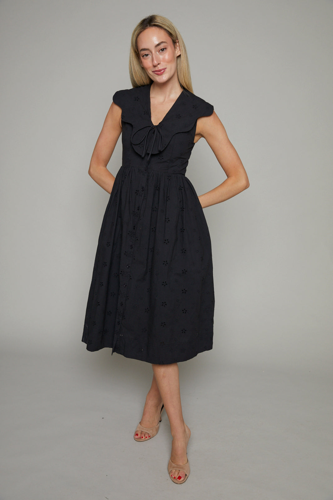 Tully Scallop Collar Midi Dress – No. 14